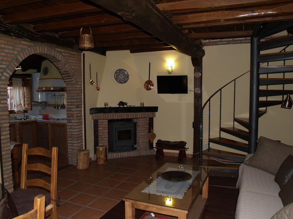 La Casa Del Vado Guest House Hervás Exterior foto
